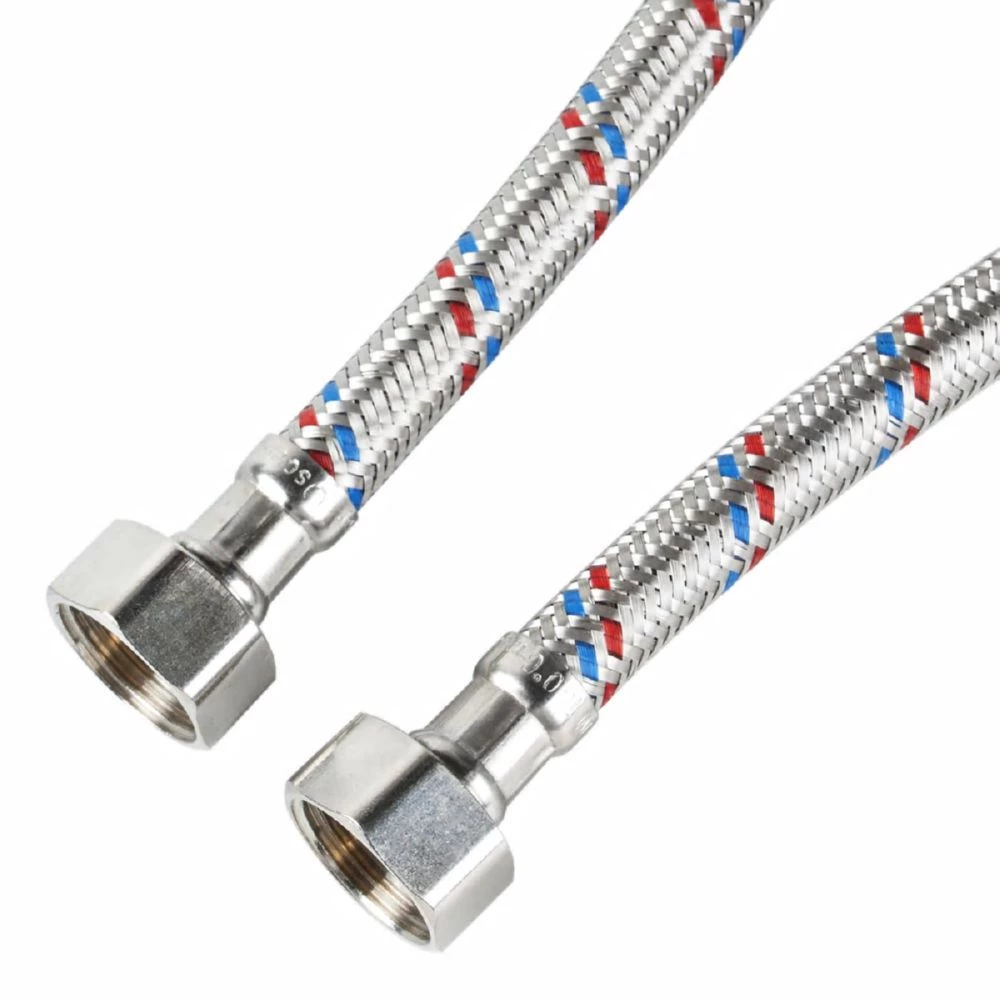 Гибкая подводка для воды AQUALINE 1/2″ Ру10 латунная гайка, корпус - нержавеющая оплетка, длина - 0.4м, гайка-гайка, резьба внутренняя-внутренняя